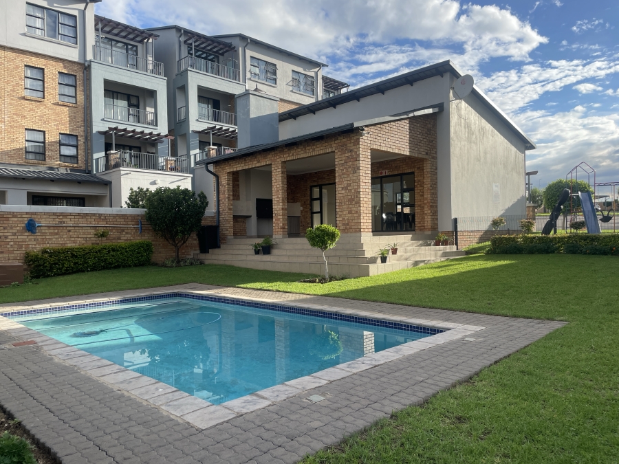 2 Bedroom Property for Sale in Barbeque Downs Gauteng