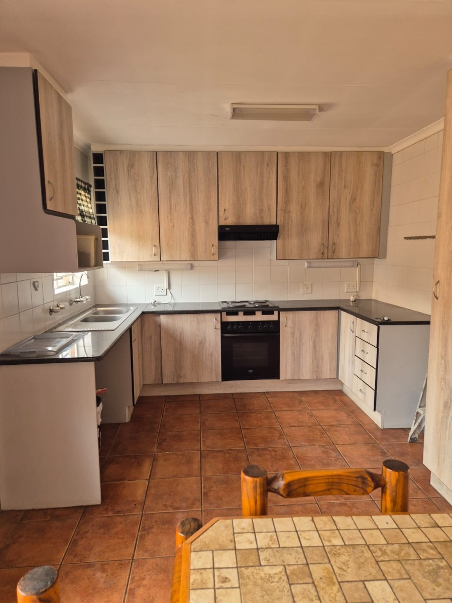 To Let 3 Bedroom Property for Rent in Equestria Gauteng