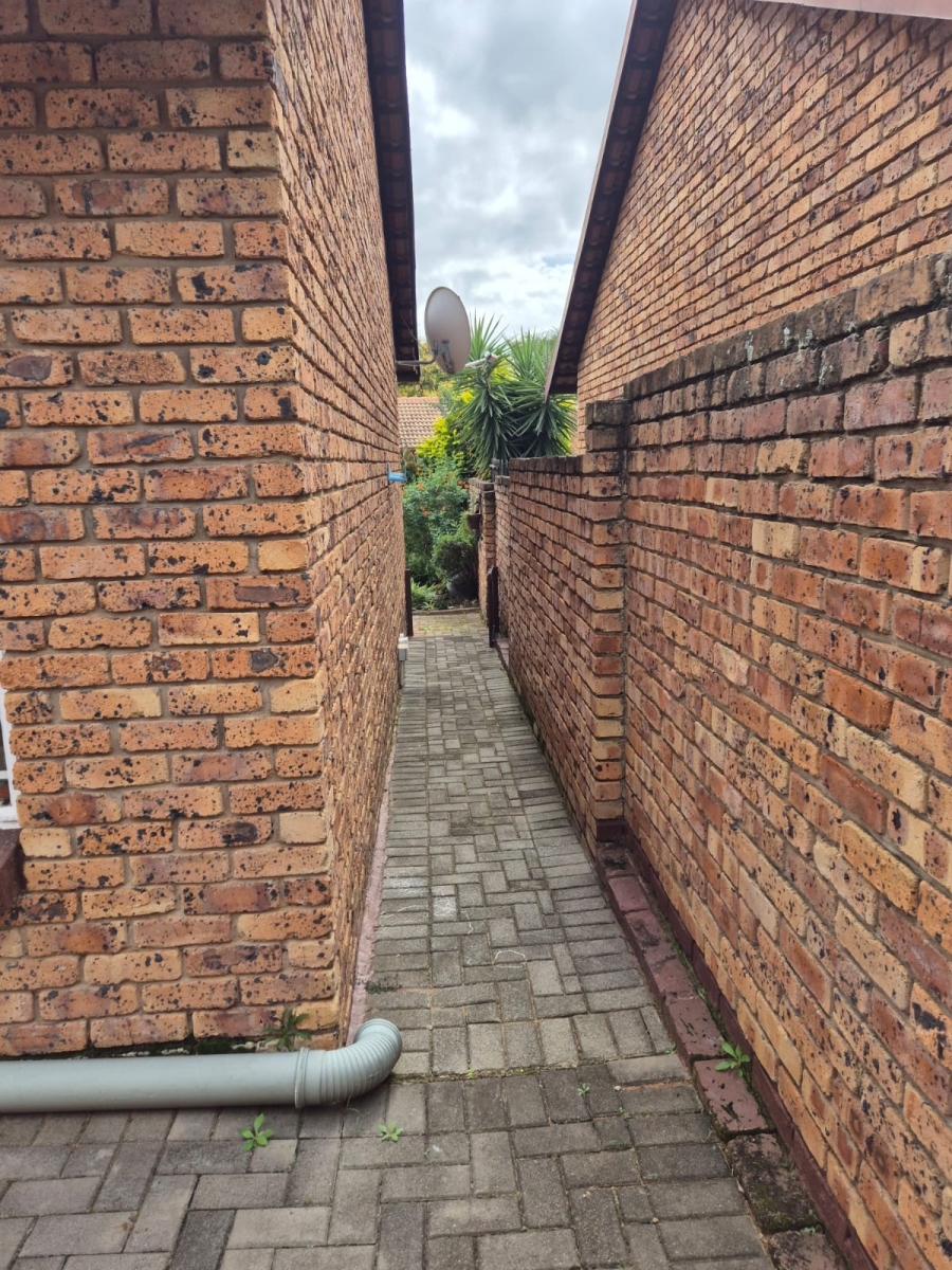 To Let 3 Bedroom Property for Rent in Equestria Gauteng