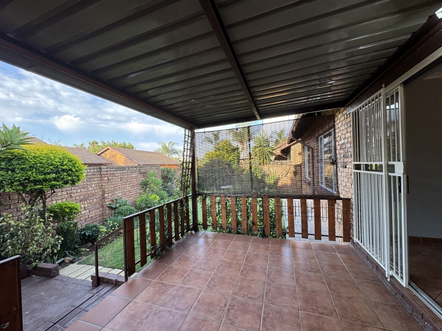 To Let 3 Bedroom Property for Rent in Equestria Gauteng