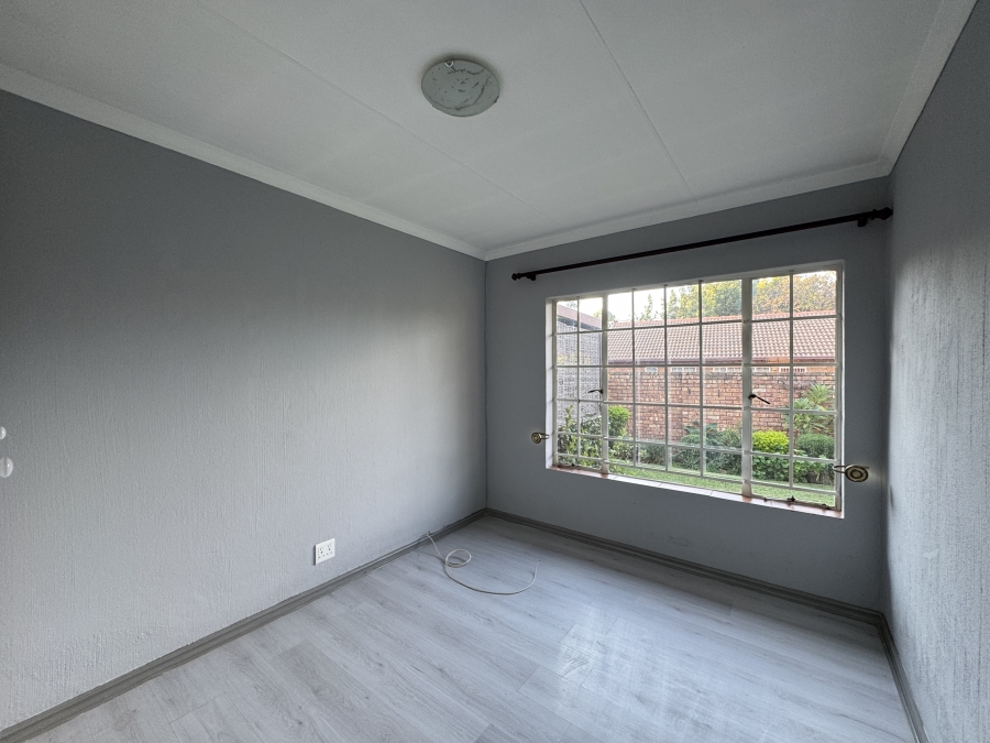 To Let 3 Bedroom Property for Rent in Equestria Gauteng
