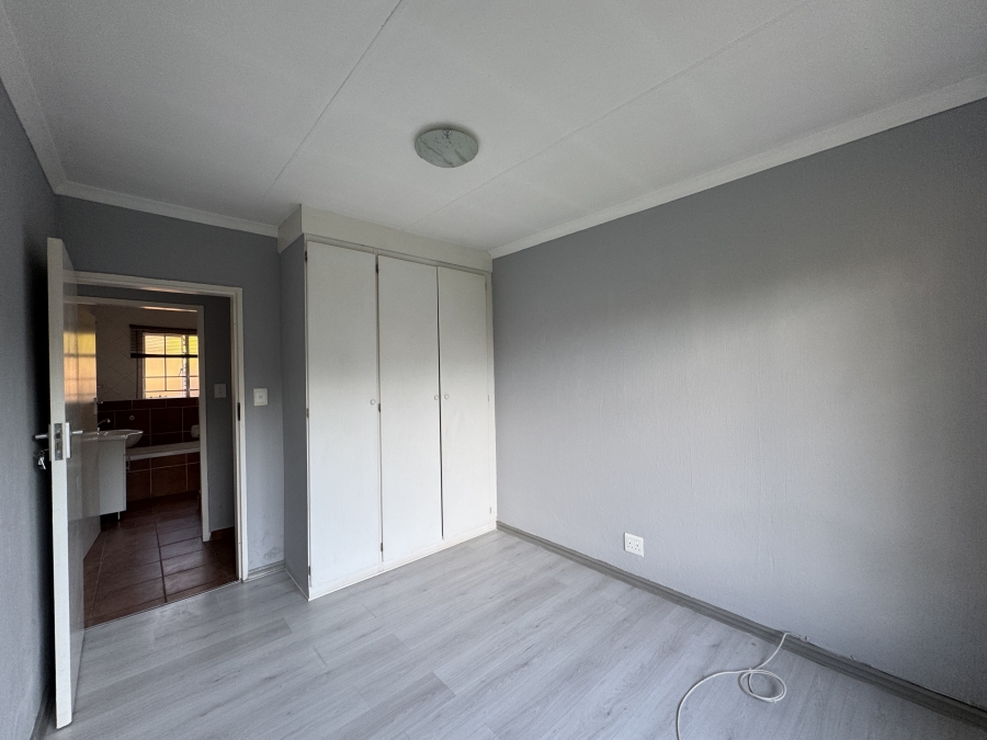 To Let 3 Bedroom Property for Rent in Equestria Gauteng