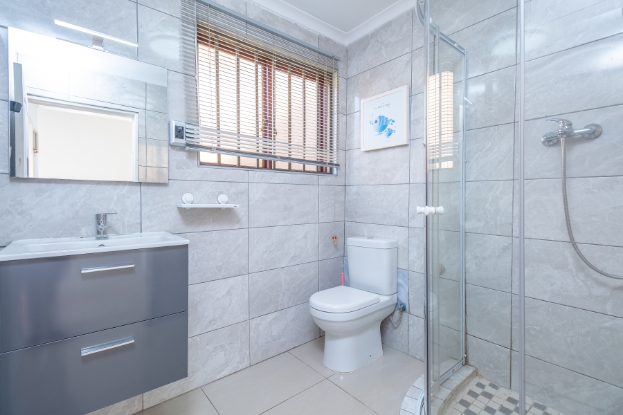 3 Bedroom Property for Sale in Noordheuwel Gauteng
