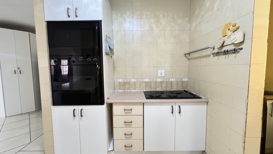4 Bedroom Property for Sale in Eike Park Gauteng