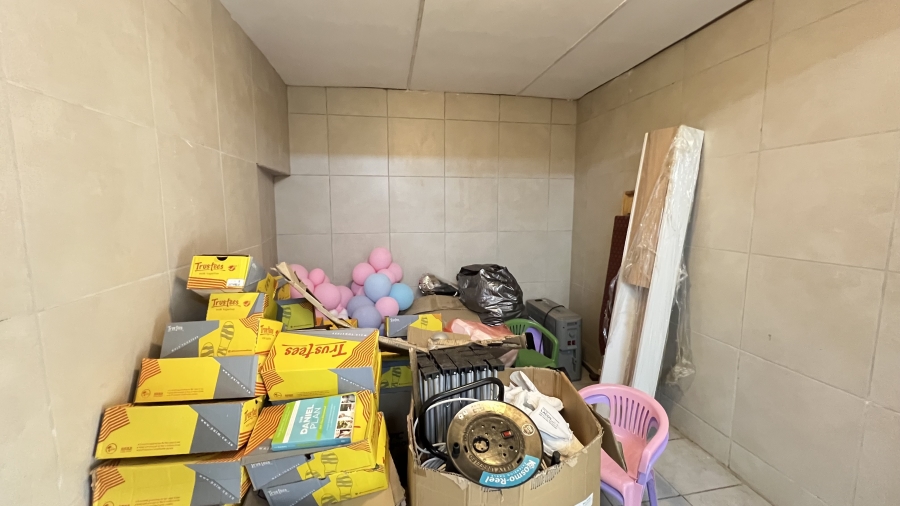 4 Bedroom Property for Sale in Eike Park Gauteng