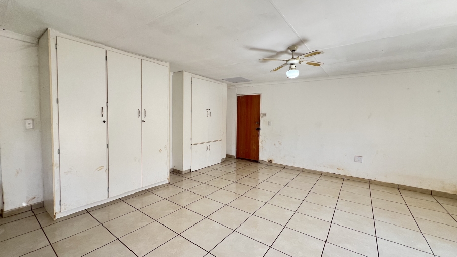 4 Bedroom Property for Sale in Eike Park Gauteng
