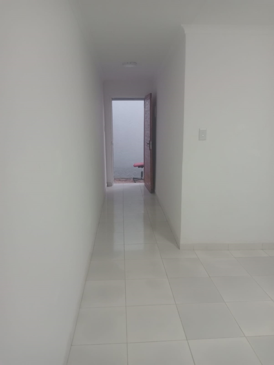 To Let 1 Bedroom Property for Rent in Newlands Gauteng