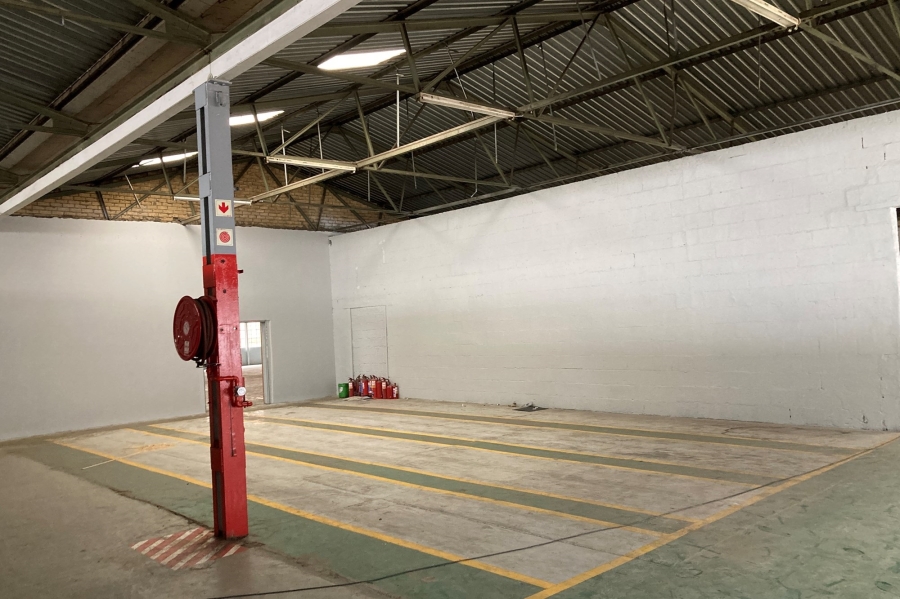 To Let commercial Property for Rent in Spartan Gauteng