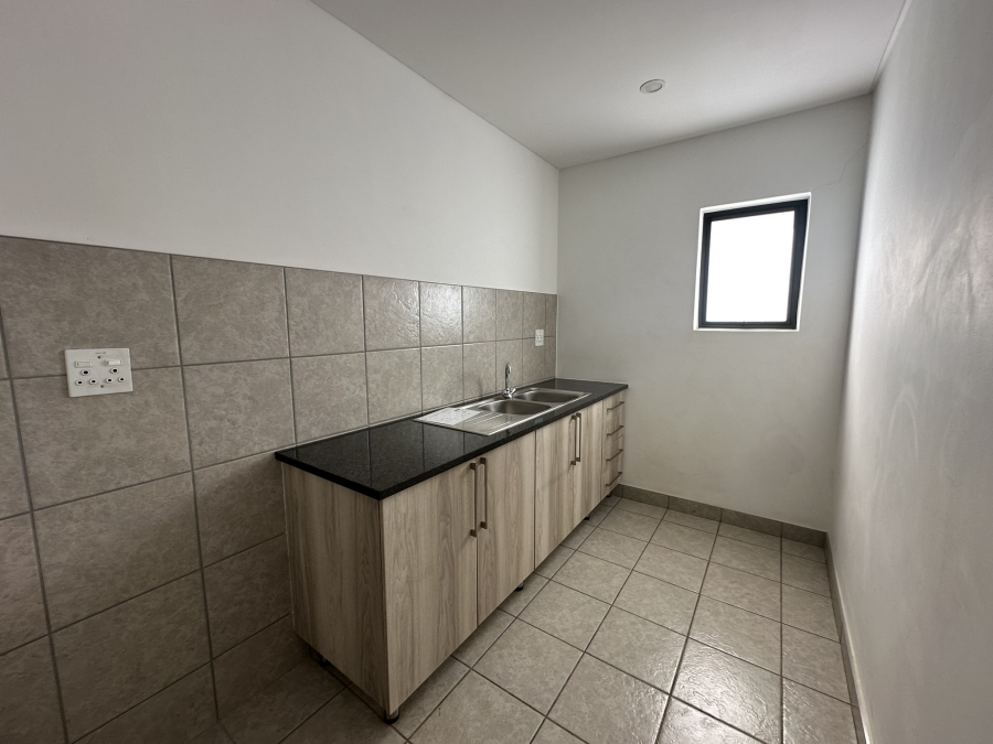 To Let commercial Property for Rent in Olifantsfontein Gauteng