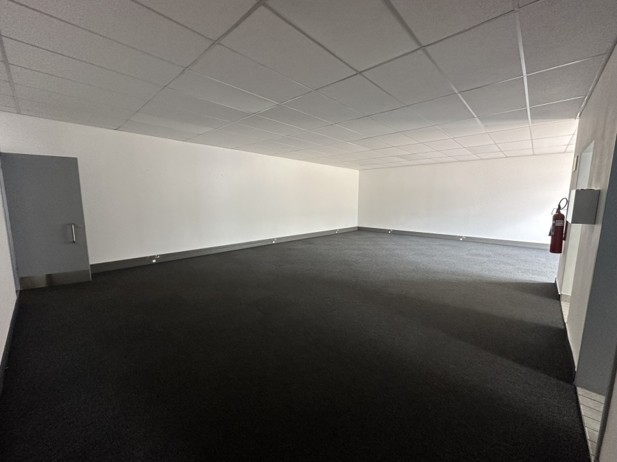 To Let commercial Property for Rent in Olifantsfontein Gauteng