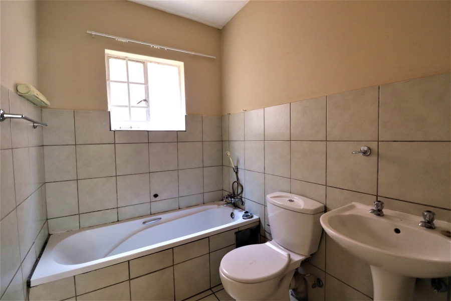 2 Bedroom Property for Sale in Kempton Park Central Gauteng
