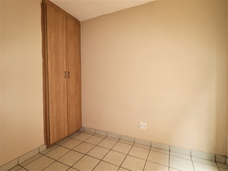 2 Bedroom Property for Sale in Kempton Park Central Gauteng