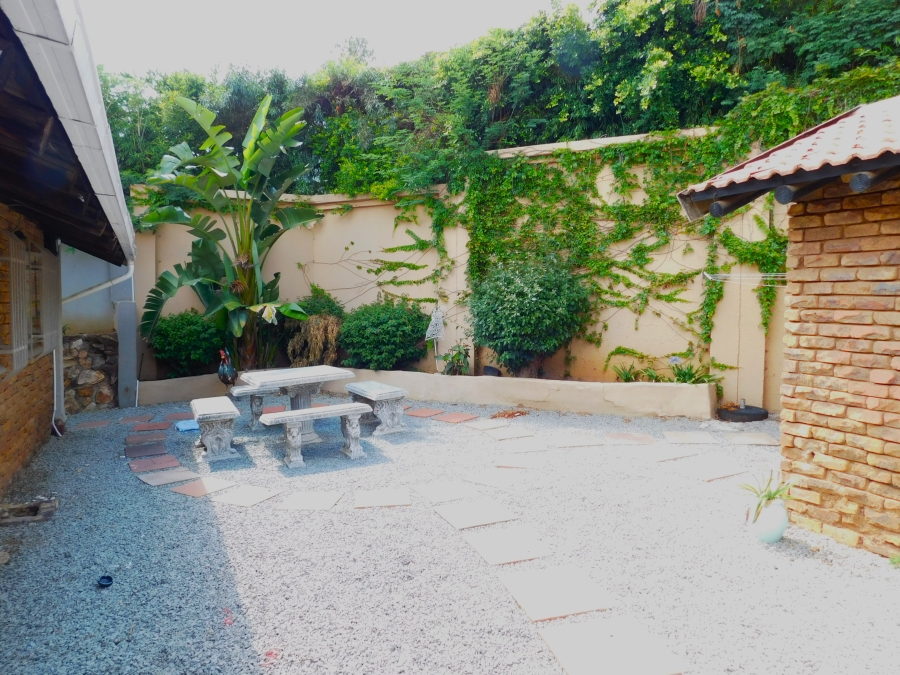12 Bedroom Property for Sale in Waterkloof Gauteng