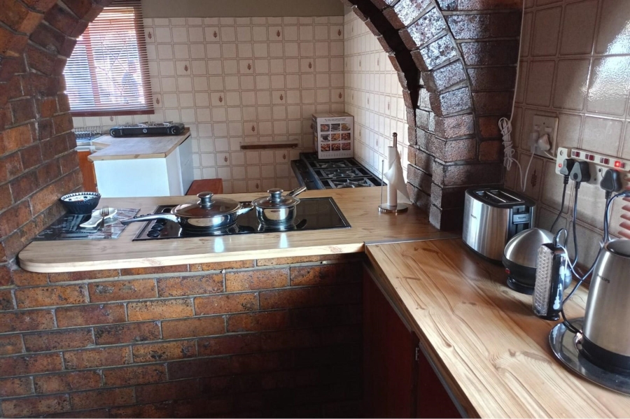 To Let 3 Bedroom Property for Rent in Dalview Gauteng