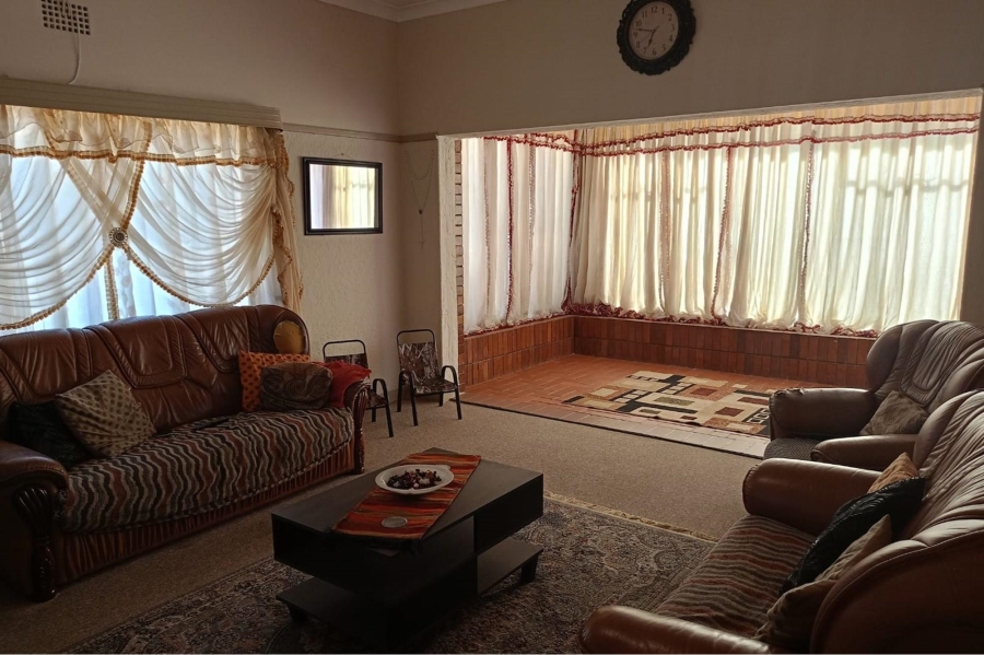 To Let 3 Bedroom Property for Rent in Dalview Gauteng