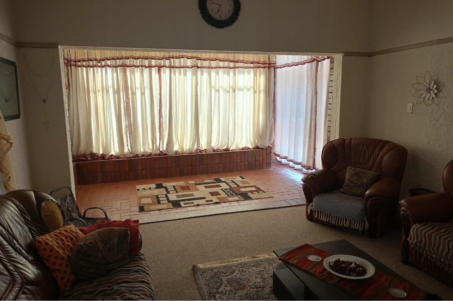 To Let 3 Bedroom Property for Rent in Dalview Gauteng