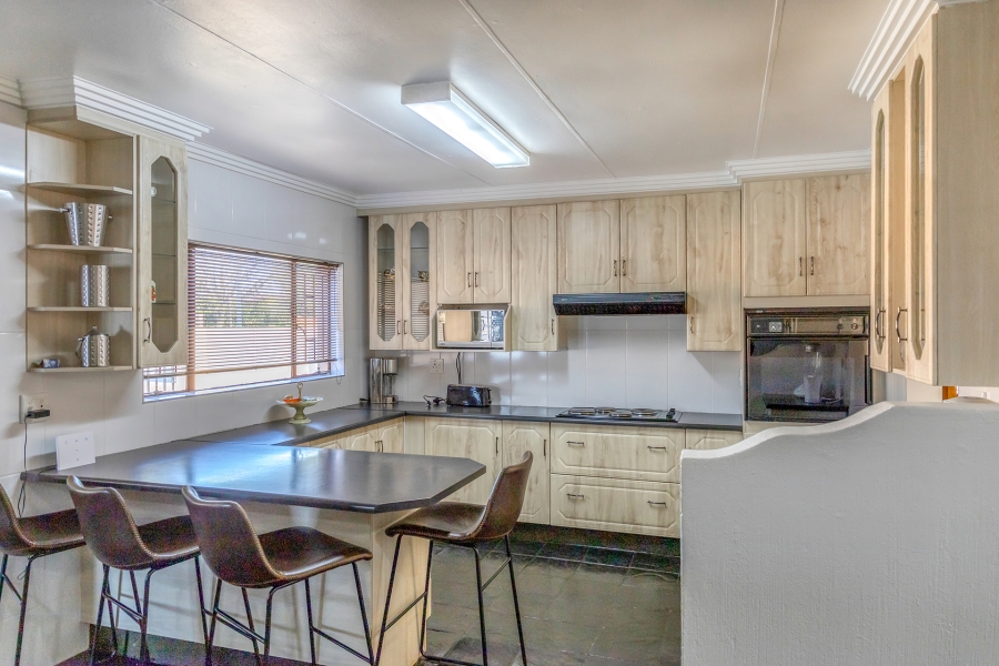 3 Bedroom Property for Sale in Eike Park Gauteng