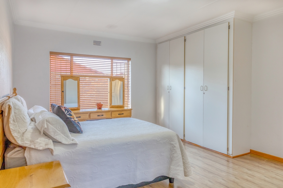 3 Bedroom Property for Sale in Eike Park Gauteng