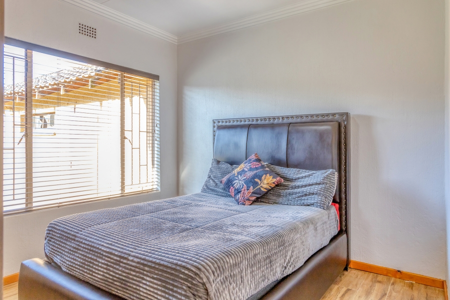 3 Bedroom Property for Sale in Eike Park Gauteng