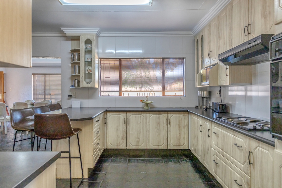 3 Bedroom Property for Sale in Eike Park Gauteng