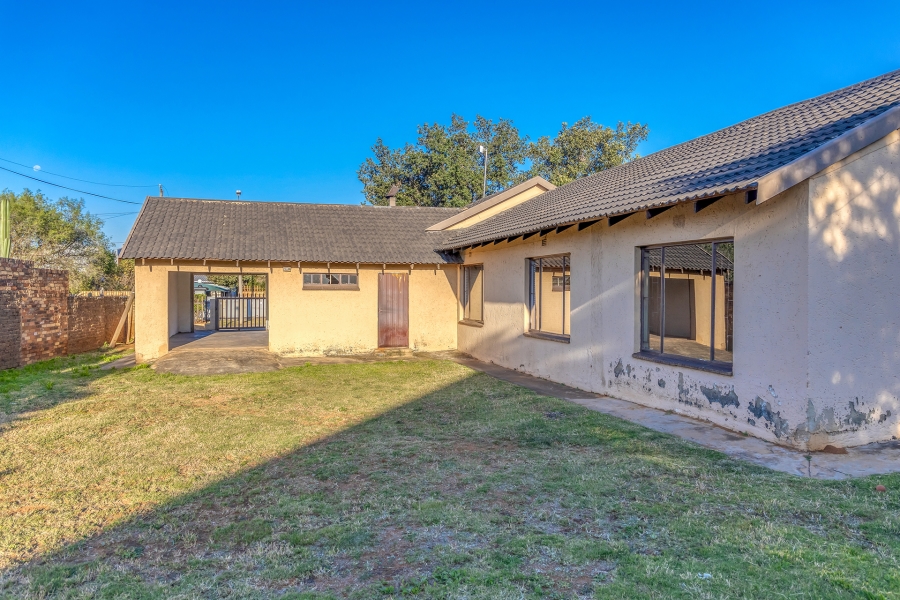 3 Bedroom Property for Sale in Eike Park Gauteng