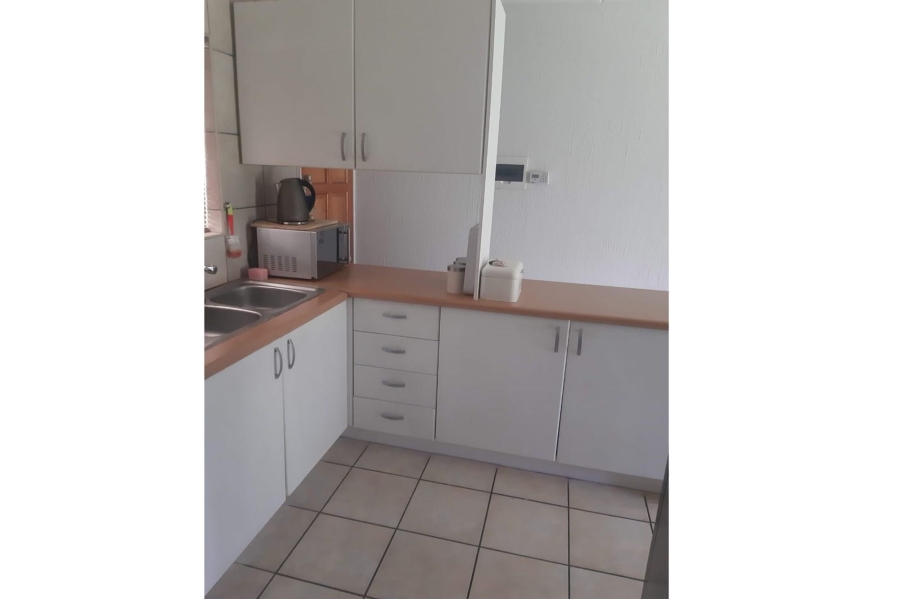 To Let 1 Bedroom Property for Rent in Comet Gauteng