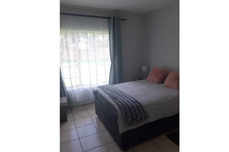 To Let 1 Bedroom Property for Rent in Comet Gauteng