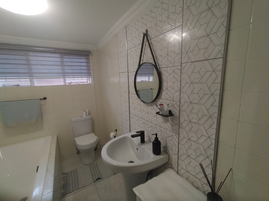 3 Bedroom Property for Sale in Florauna Gauteng