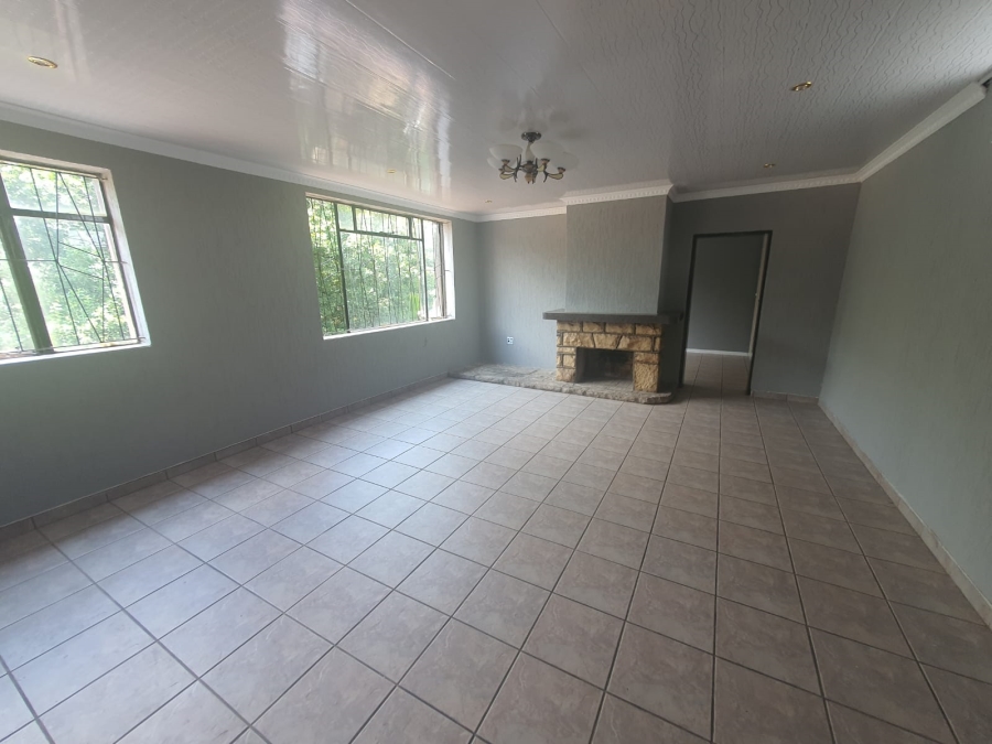 To Let 2 Bedroom Property for Rent in Three Rivers Proper Gauteng