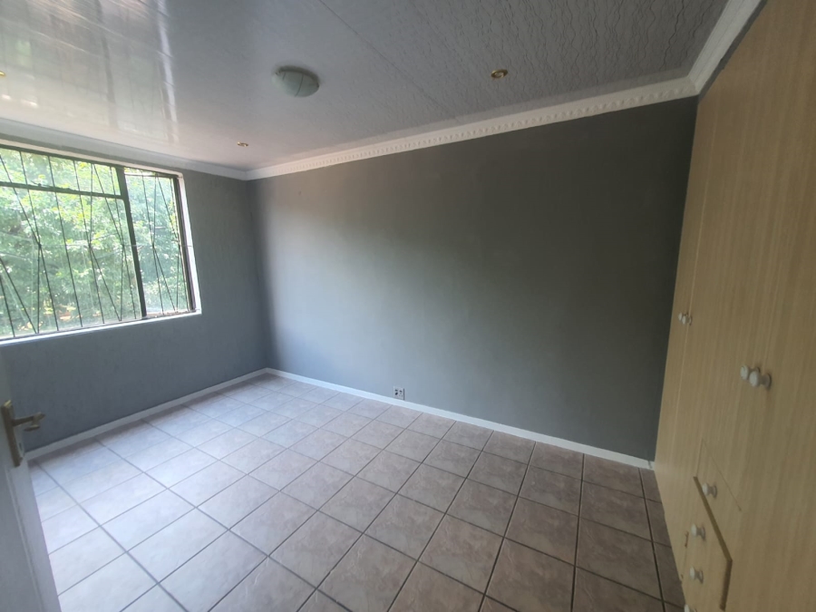 To Let 2 Bedroom Property for Rent in Three Rivers Proper Gauteng