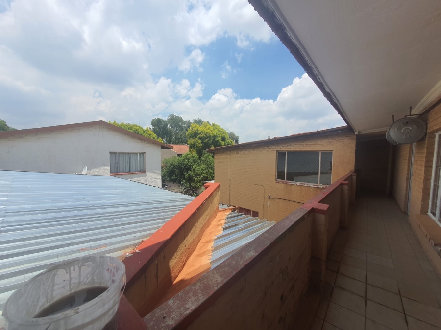To Let 2 Bedroom Property for Rent in Three Rivers Proper Gauteng