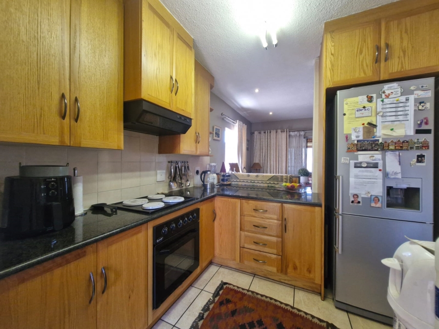 3 Bedroom Property for Sale in Amberfield Gauteng