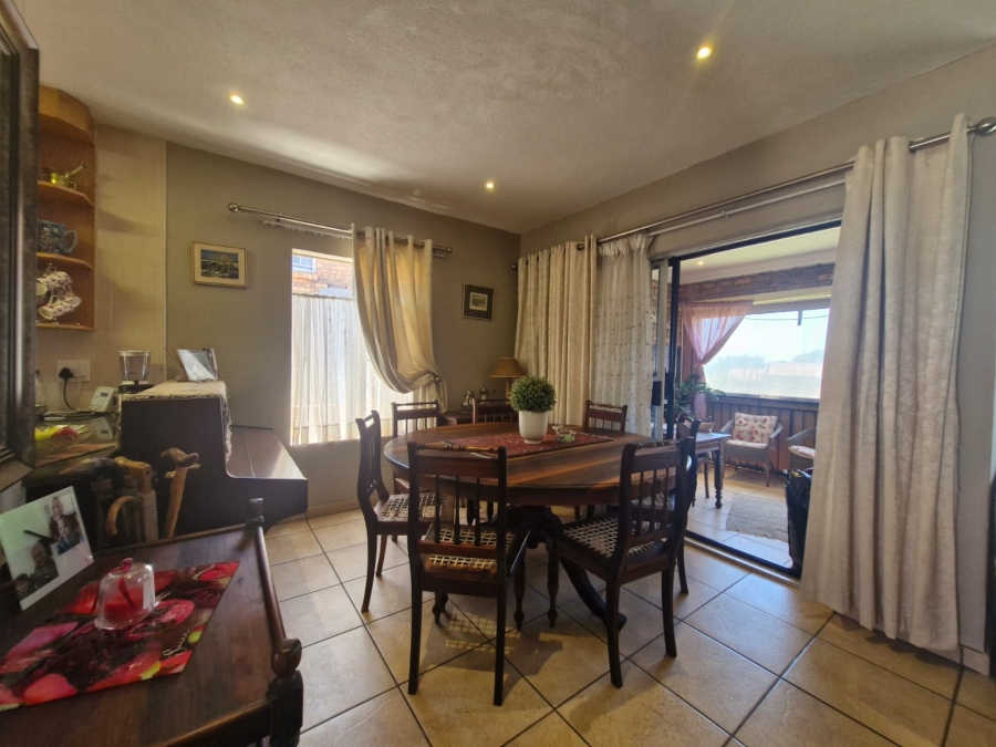 3 Bedroom Property for Sale in Amberfield Gauteng