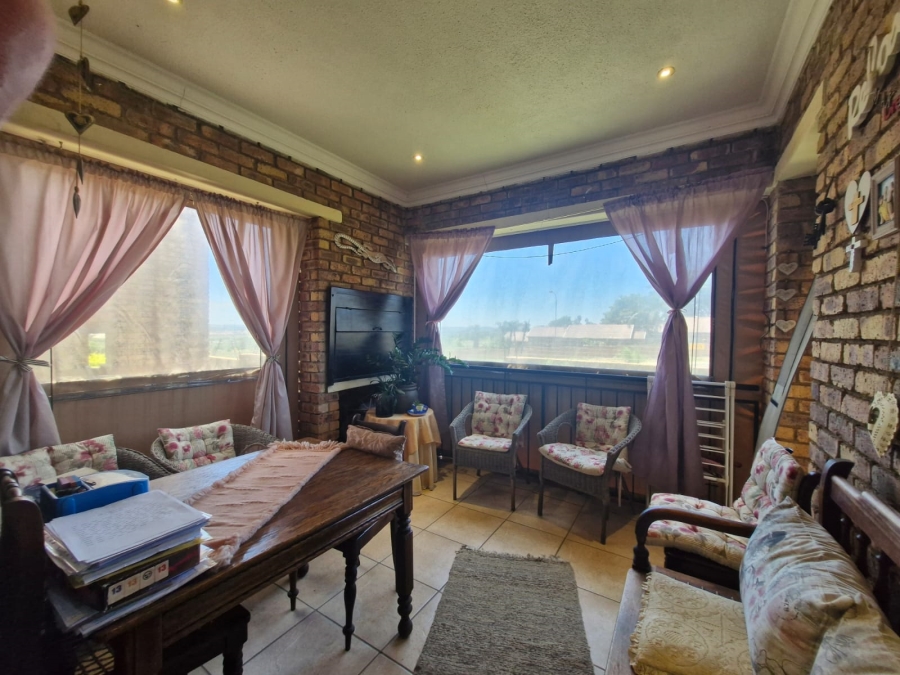 3 Bedroom Property for Sale in Amberfield Gauteng