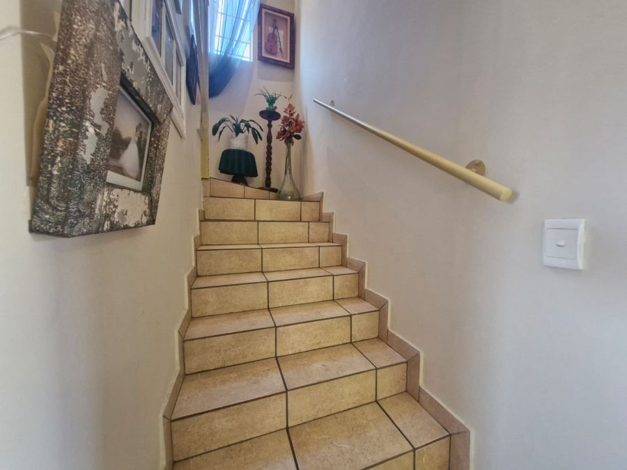 3 Bedroom Property for Sale in Amberfield Gauteng