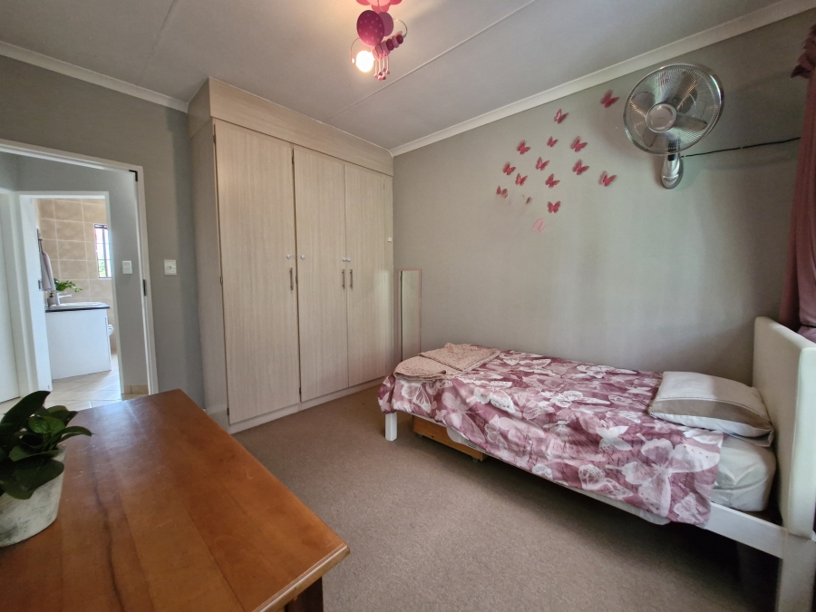 4 Bedroom Property for Sale in Amberfield Gauteng