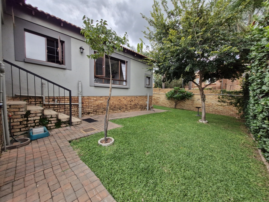 4 Bedroom Property for Sale in Amberfield Gauteng