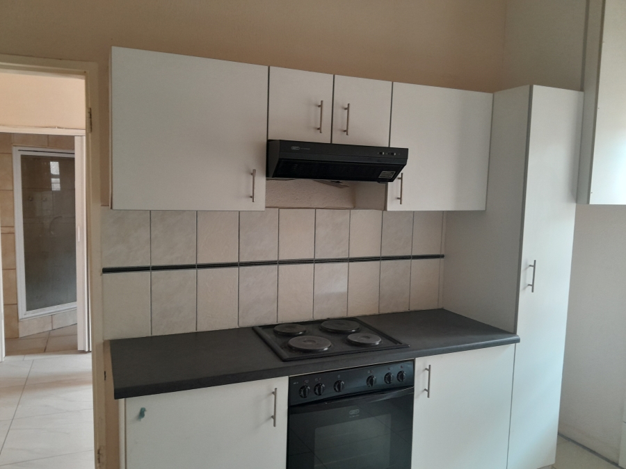 1 Bedroom Property for Sale in Springs Central Gauteng