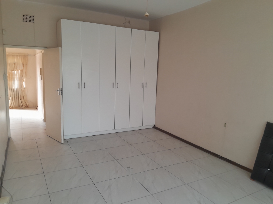 1 Bedroom Property for Sale in Springs Central Gauteng