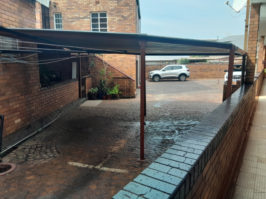 1 Bedroom Property for Sale in Springs Central Gauteng