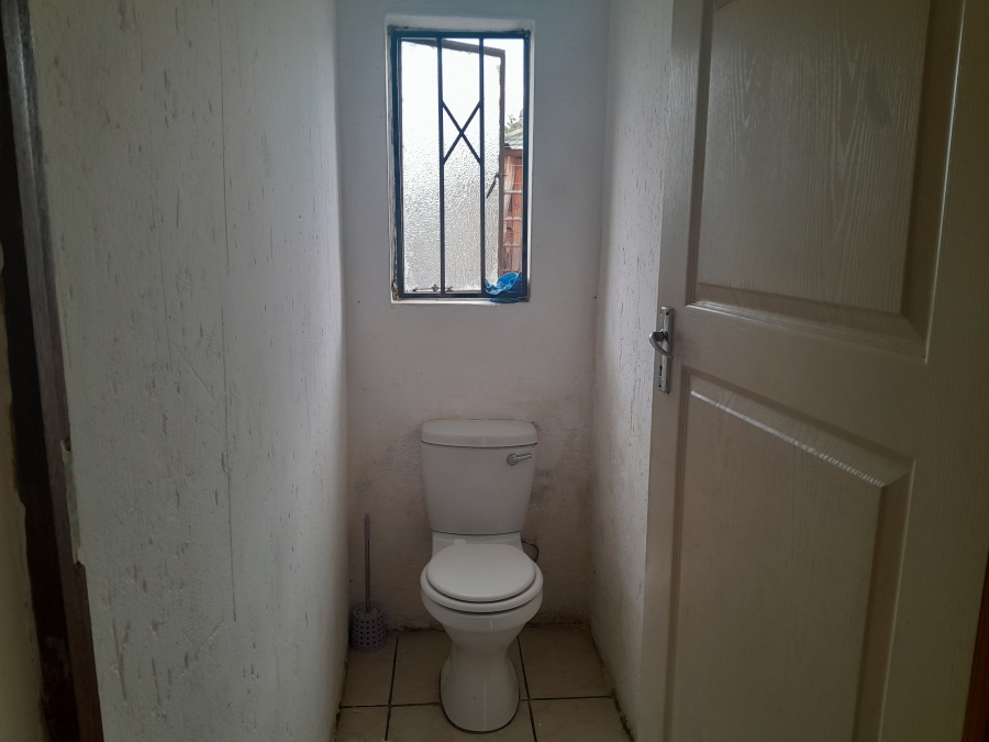 1 Bedroom Property for Sale in Dunnottar Gauteng