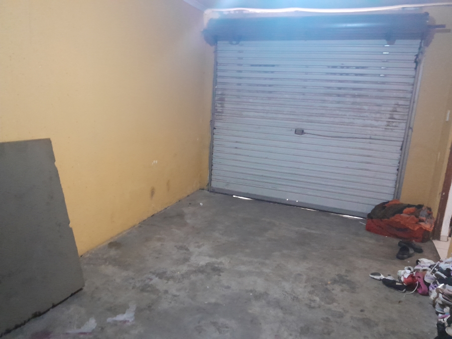 1 Bedroom Property for Sale in Dunnottar Gauteng