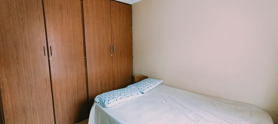 2 Bedroom Property for Sale in Silverton Gauteng