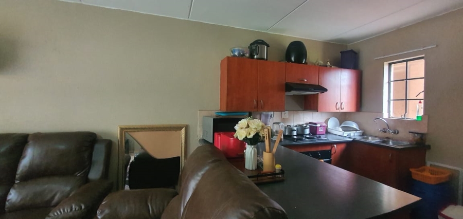 2 Bedroom Property for Sale in Ravensklip Gauteng