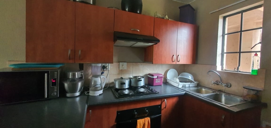 2 Bedroom Property for Sale in Ravensklip Gauteng