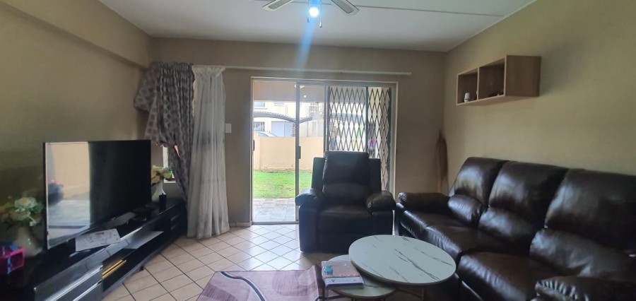 2 Bedroom Property for Sale in Ravensklip Gauteng