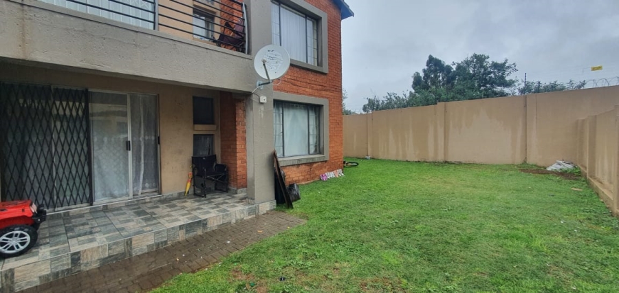 2 Bedroom Property for Sale in Ravensklip Gauteng