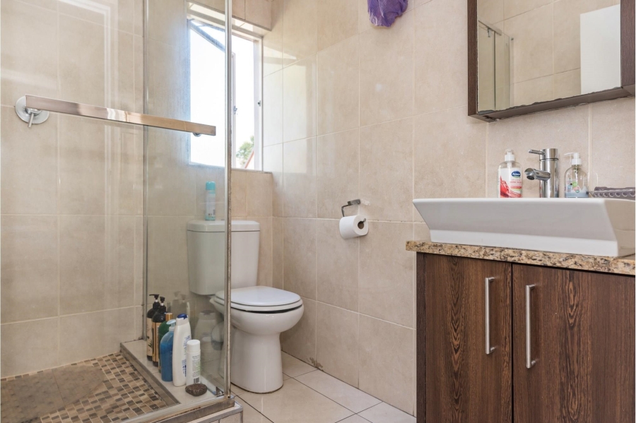 2 Bedroom Property for Sale in Fourways Gauteng