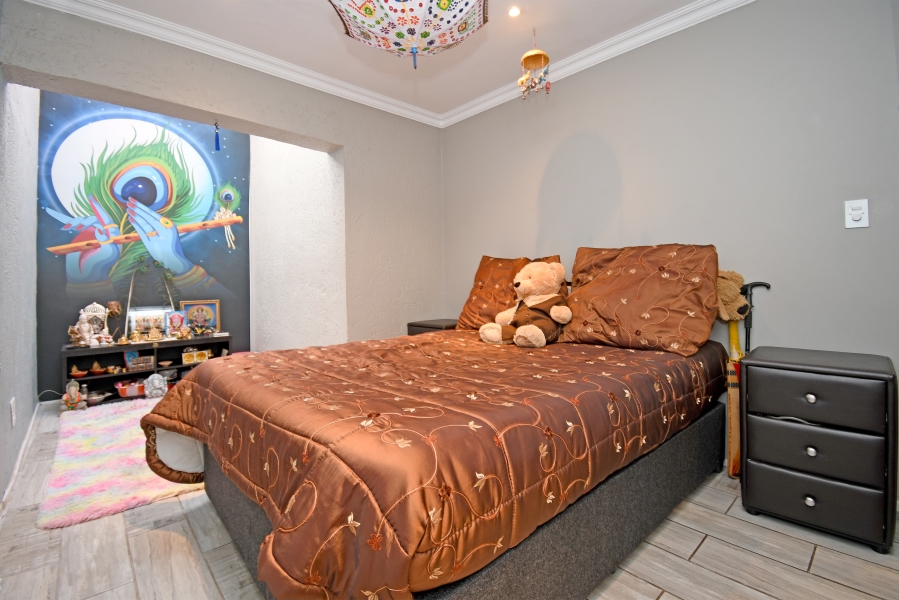 3 Bedroom Property for Sale in Fontainebleau Gauteng