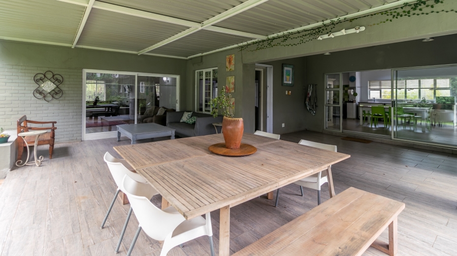 6 Bedroom Property for Sale in Linden Gauteng